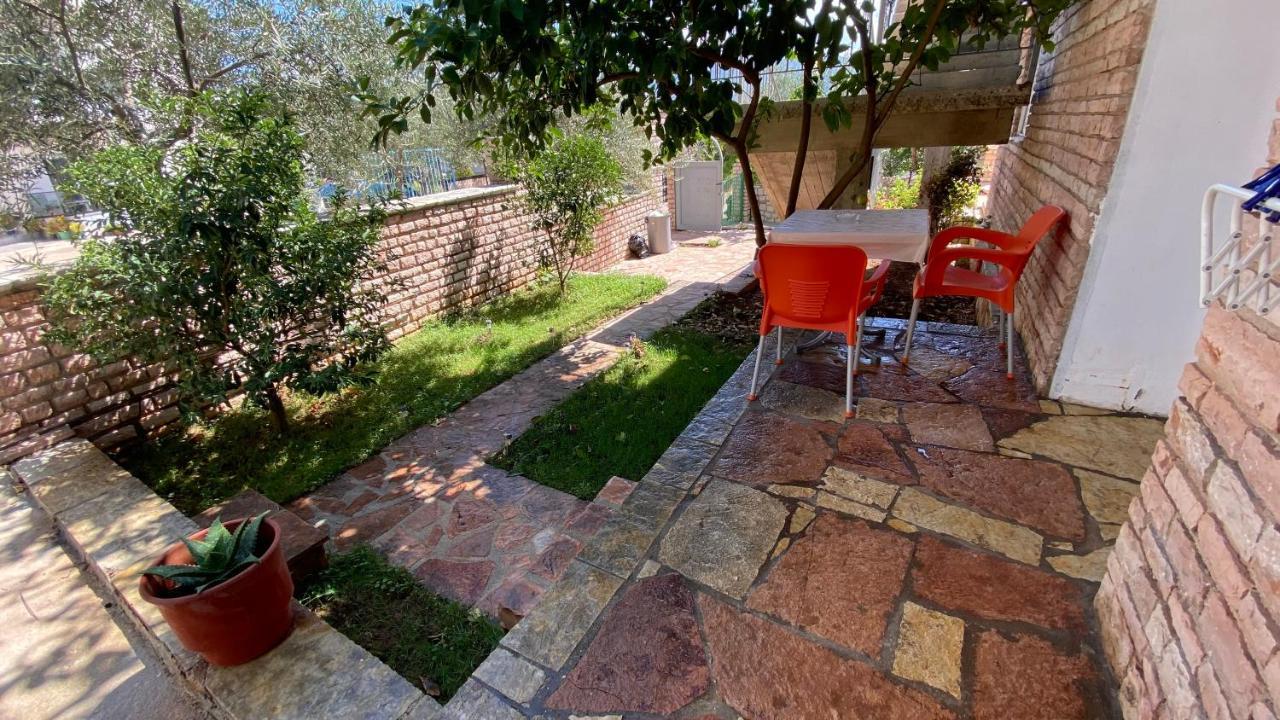 Studios&Apartment Niko Luka Ksamil Bagian luar foto