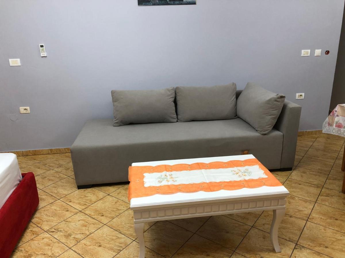 Studios&Apartment Niko Luka Ksamil Bagian luar foto