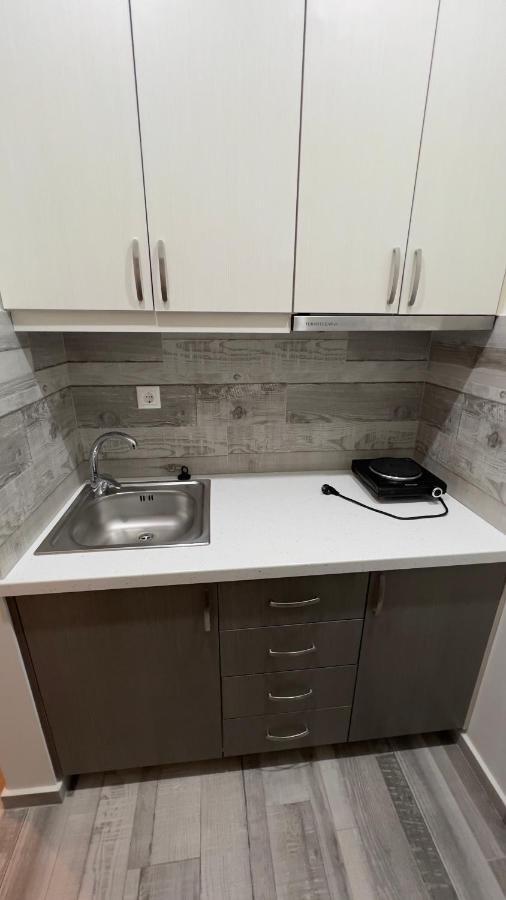 Studios&Apartment Niko Luka Ksamil Bagian luar foto