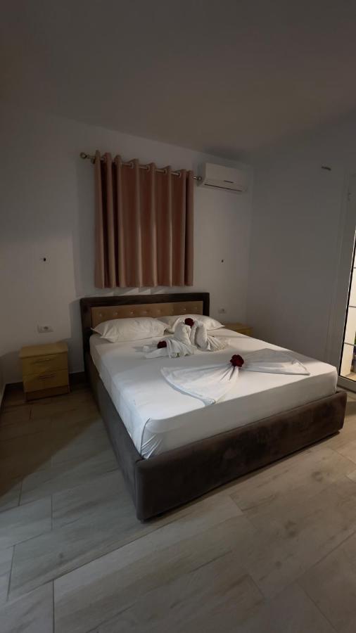 Studios&Apartment Niko Luka Ksamil Bagian luar foto