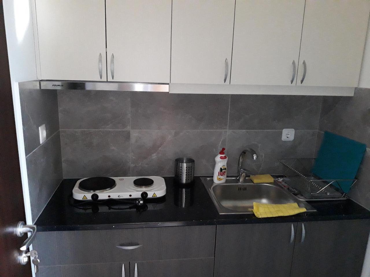 Studios&Apartment Niko Luka Ksamil Bagian luar foto